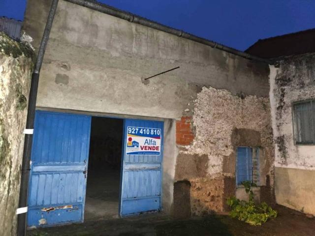 Local Comercial en venta en Oliva De Plasencia, Extremadura
