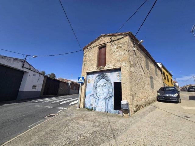 Local Comercial en venta en Oliva De Plasencia, Extremadura