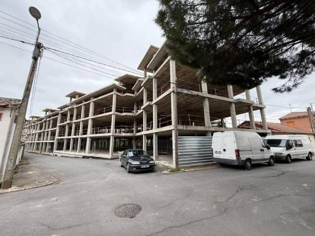 Local Comercial en venta en Olmedo De Camaces, Castilla y León