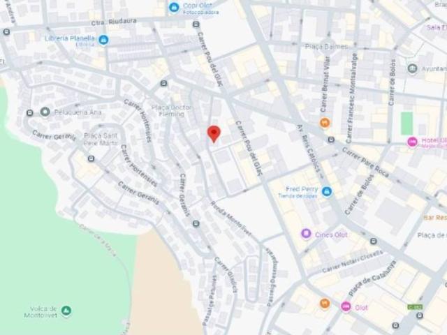 Local Comercial en venta en Sant Pere Màrtir, Garrotxa
