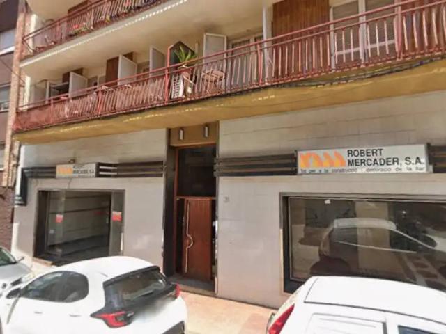 Local Comercial en venta en Sant Cristòfol les Fonts, Olot