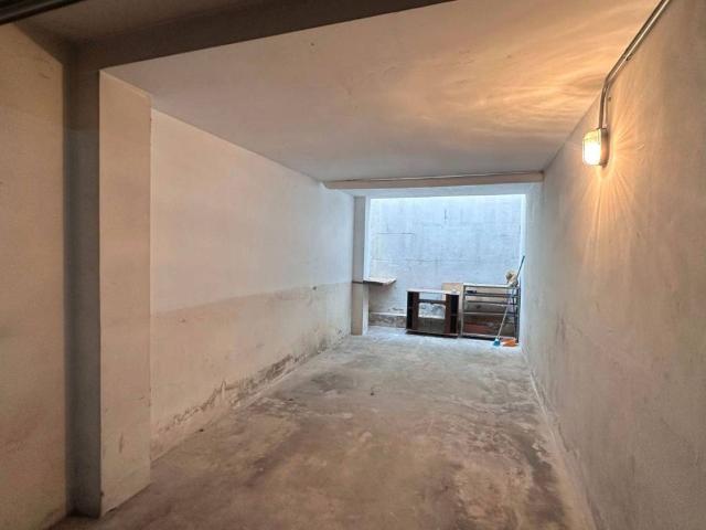 Local Comercial en venta en Sant Cristòfol, Garrotxa