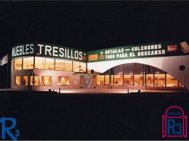 Local Comercial en venta en Onzonilla, Castilla y León