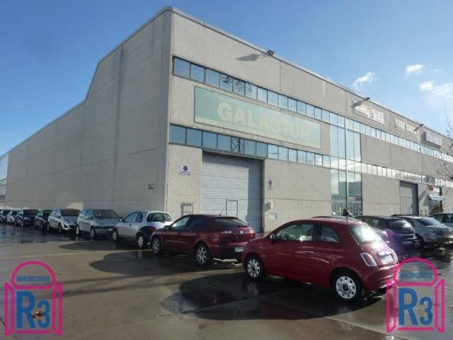 Local Comercial en venta en Onzonilla, Castilla y León