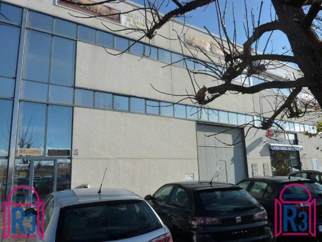 Local Comercial en venta en Onzonilla, Castilla y León