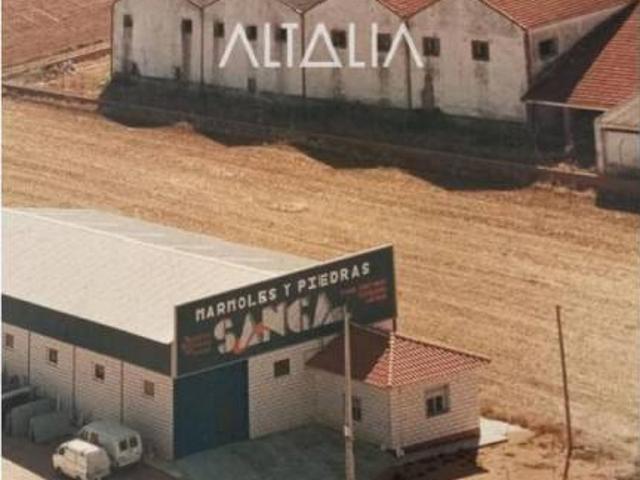 Local Comercial en venta en Osa De La Vega, Castilla-La Mancha
