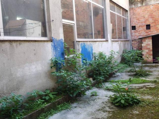 Local Comercial en venta en A Ponte, Ourense