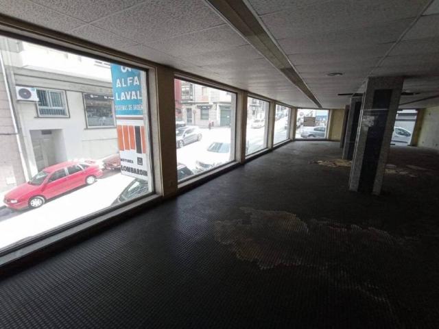 Local Comercial en venta en O Posío, Ourense