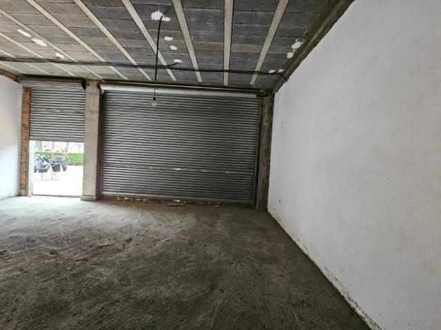Local Comercial en venta en O Vinteún, Ourense
