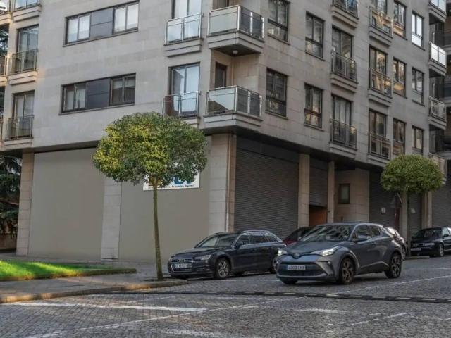 Local Comercial en venta en Montealegre, Ourense