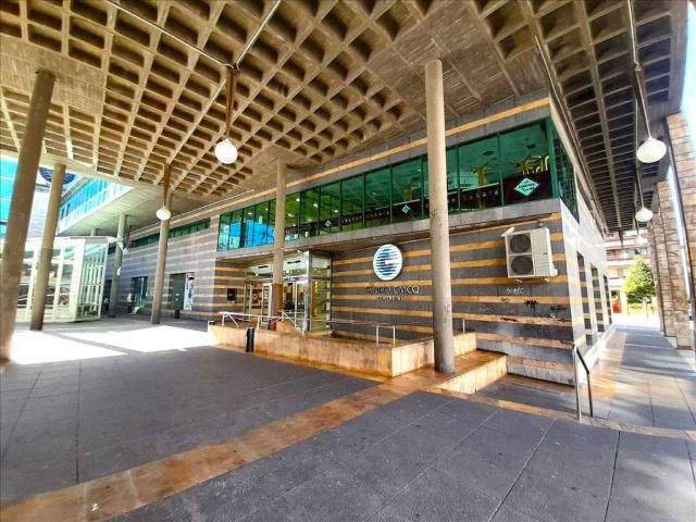 Local Comercial en venta en Oviedo, Asturias