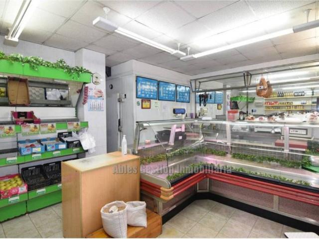 Local Comercial en venta en Oviedo, Asturias / Asturies