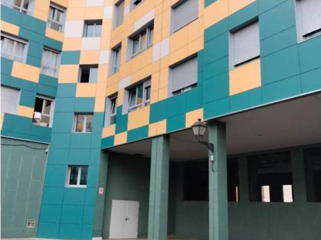 Local Comercial en venta en Montenuño, Oviedo