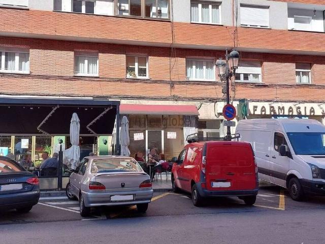 Local Comercial en venta en La Tenderina, Oviedo