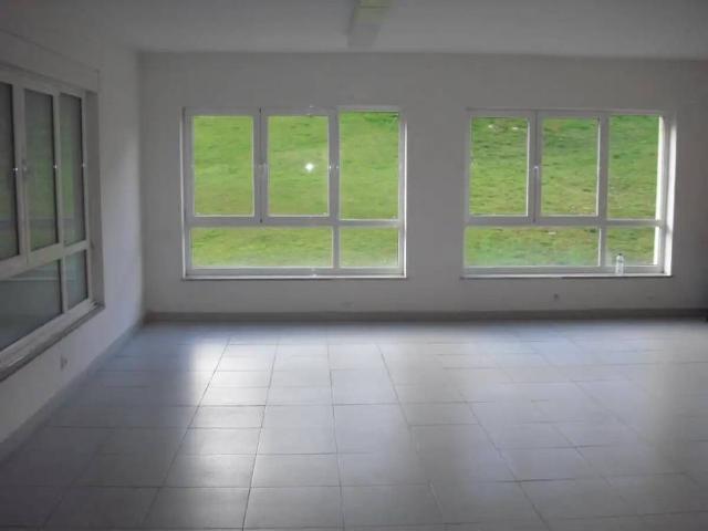 Local Comercial en venta en Oviedo, Asturias