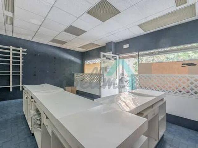 Local Comercial en venta en Los Solises, Oviedo