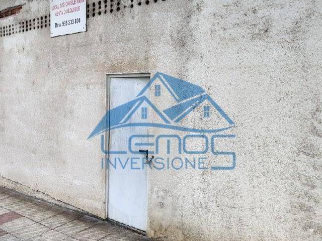 Local Comercial en venta en La Cadellada, Oviedo