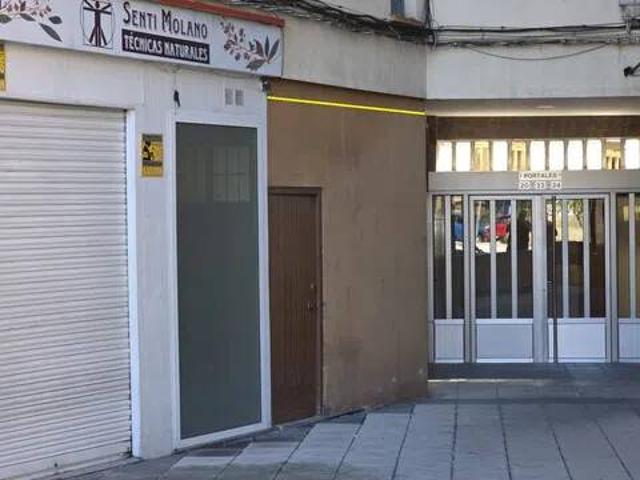 Local Comercial en venta en Montenuño, Oviedo