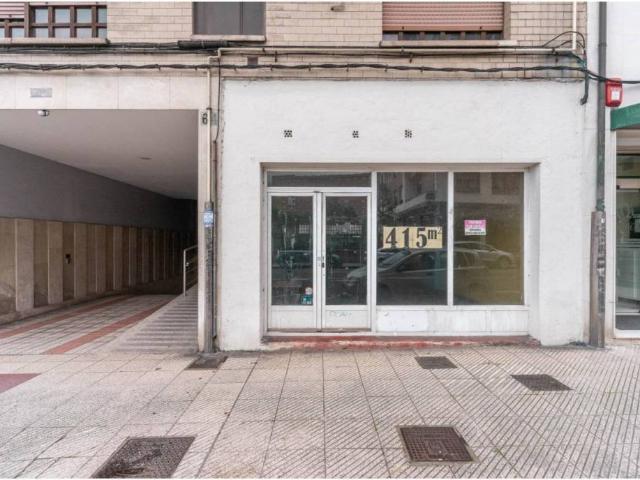 Local Comercial en venta en Montenuño, Oviedo