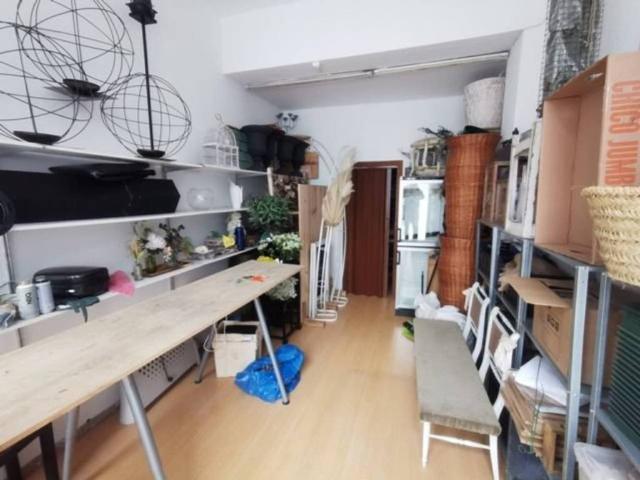 Local Comercial en venta en El Milán, Oviedo