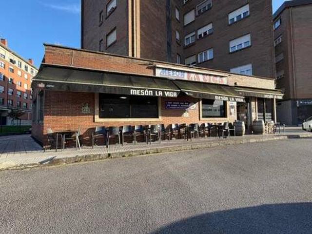 Local Comercial en venta en La Estrecha, Oviedo