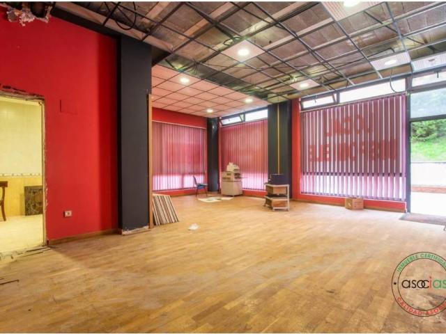 Local Comercial en venta en La Estrecha, Oviedo