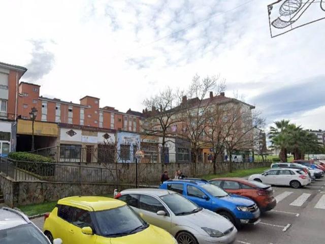Local Comercial en venta en Oviedo, Colloto / Cualloto