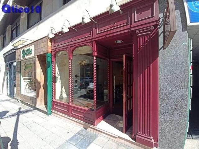 Local Comercial en venta en Oviedo, Llamaquique