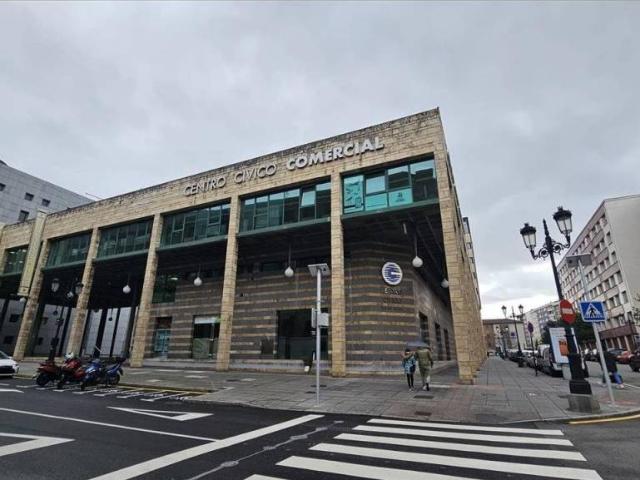 Local Comercial en venta en Oviedo, Asturias