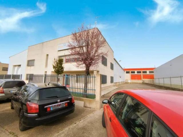 Local Comercial en venta en Pan y Guindas, Palencia