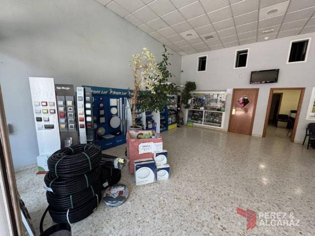 Local Comercial en venta en Palma Del Río, Andalucía