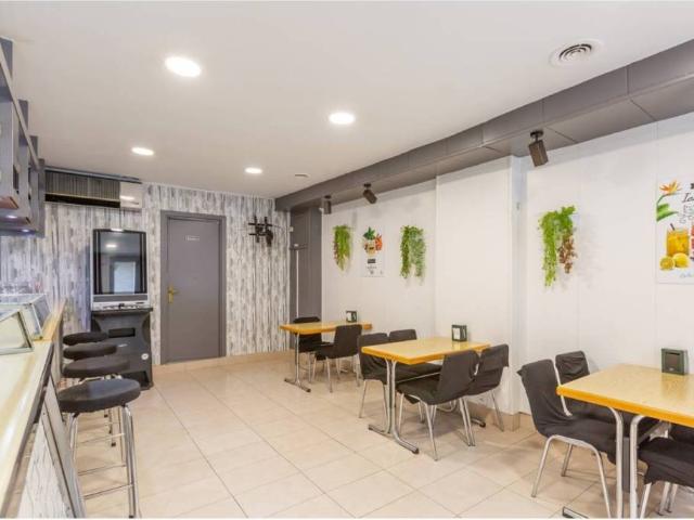 Local Comercial en venta en San Juan, Pamplona / Iruña