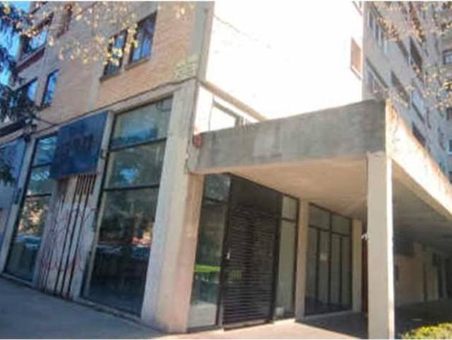 Local Comercial en venta en Zabalguneak, Pamplona / Iruña