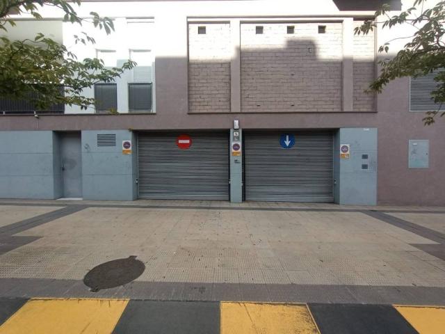 Local Comercial en venta en Buztintxuri-Euntzetxiki, Iruñerria
