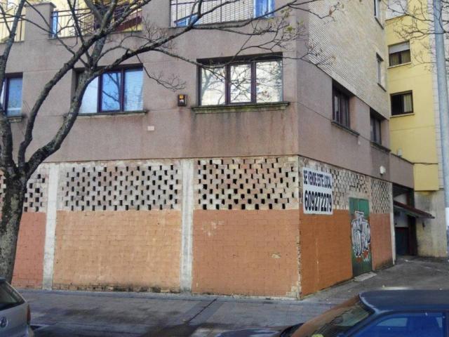 Local Comercial en venta en Iturrama, Pamplona / Iruña