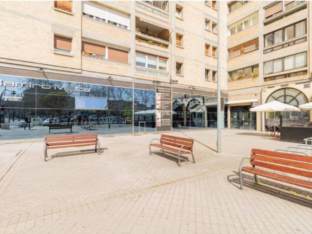 Local Comercial en venta en Iturrama, Pamplona / Iruña