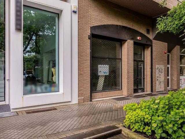 Local Comercial en venta en Zabalguneak, Pamplona / Iruña