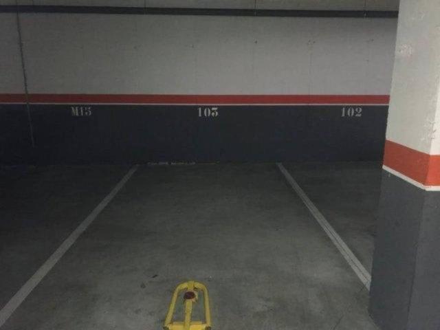 Local Comercial en venta en Parla Este, Parla