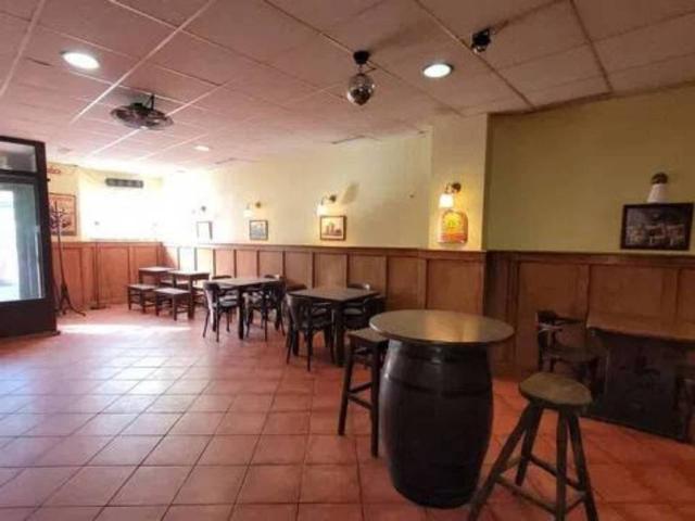 Local Comercial en venta en Parres, Asturias
