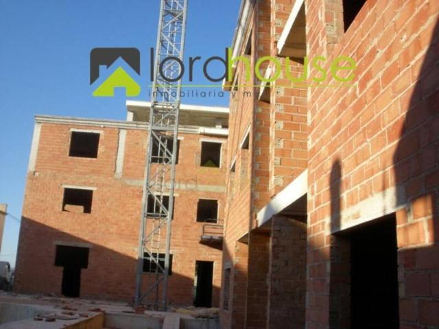 Local Comercial en venta en Peal De Becerro, Andalucía