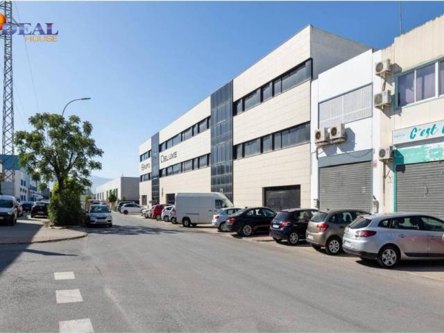 Local Comercial en venta en Comarca de la Vega de Granada, Andalucía