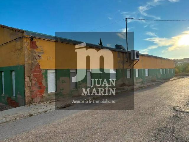 Local Comercial en venta en Peñas de San Pedro, Albacete
