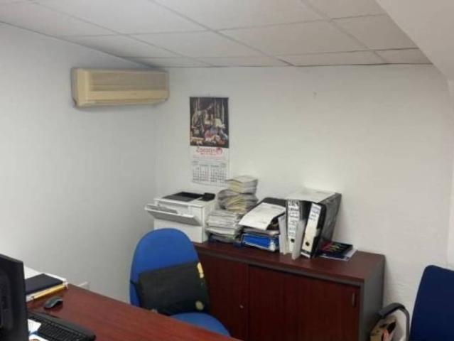 Local Comercial en venta en Pilas, Andalucía