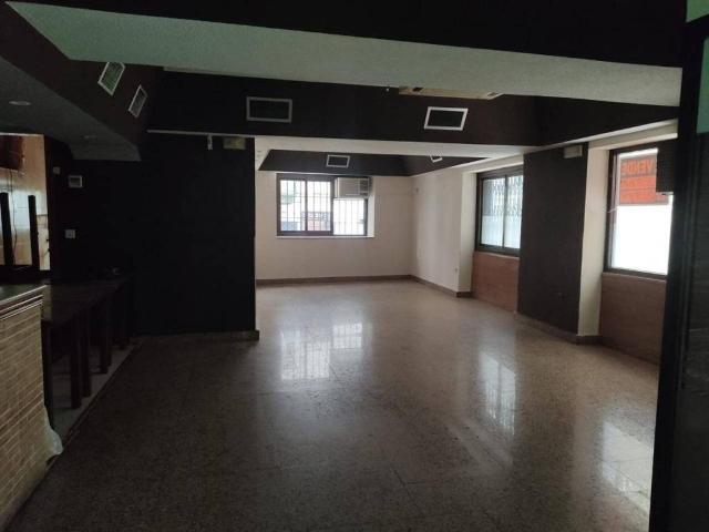 Local Comercial en venta en Plasencia, Extremadura