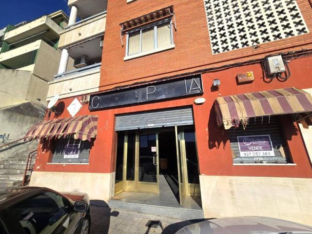Local Comercial en venta en El Pilar, Plasencia