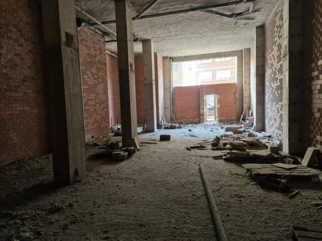 Local Comercial en venta en Flores del Sil, El Bierzo
