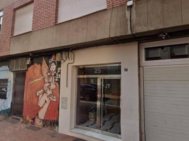 Local Comercial en venta en Flores del Sil, El Bierzo