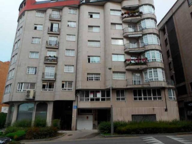 Local Comercial en venta en A Moureira, Pontevedra