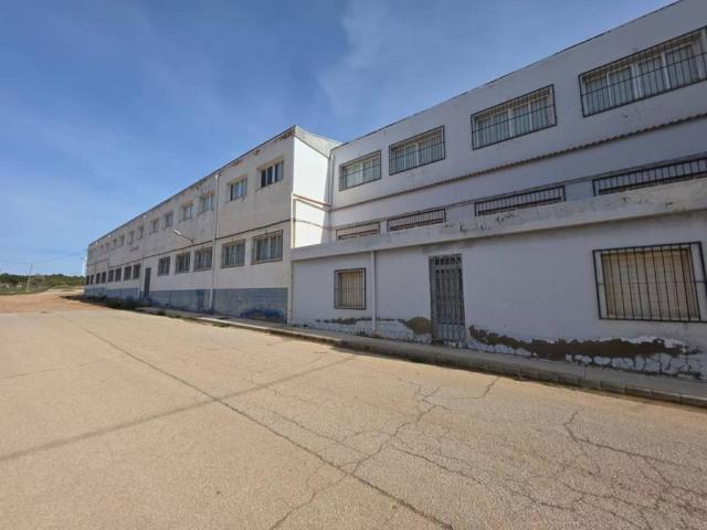 Local Comercial en venta en Pozohondo, Castilla-La Mancha