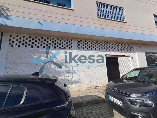 Local Comercial en venta en Puente Genil, Andalucía